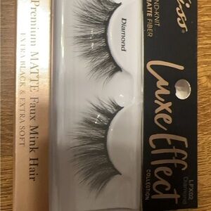 Kiss Luxe Effect Diamond Matte Black Lashes